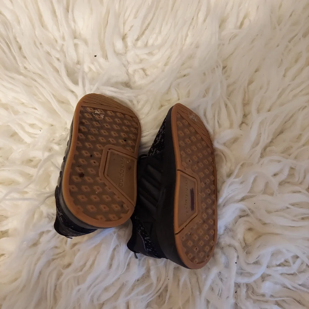 Adidas XPLR Carbon Shoes Sneakers Size 5K Black